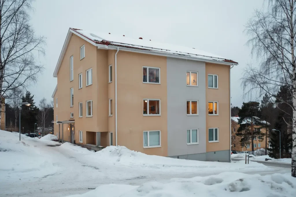 s ker takskottning och sn r jning p flerbostadshus i kungs ngen upplands bro